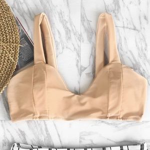 Cupshe - Breeze Vernal Bikini Top - Medium - NWT